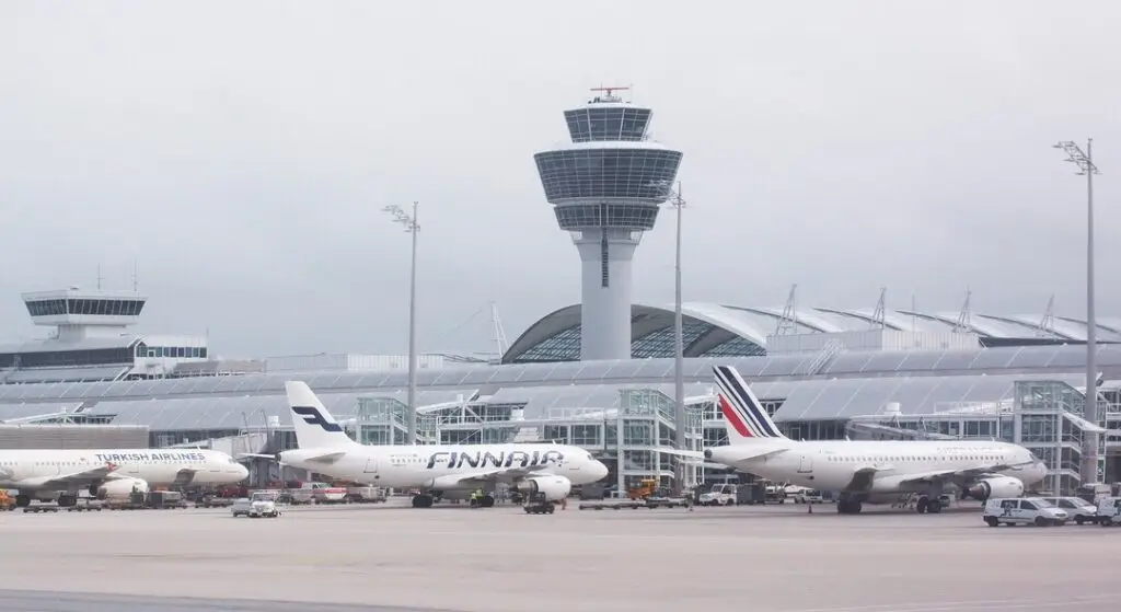 Milton Keynes Taxi To Airports